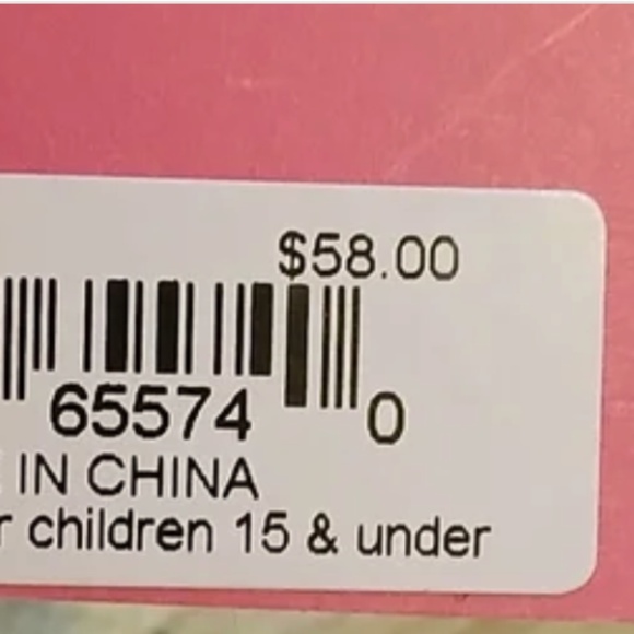 Betsey Johnson NWT STUNNING Skulls With Butterflies Halloween Earrings - Picture 3 of 3